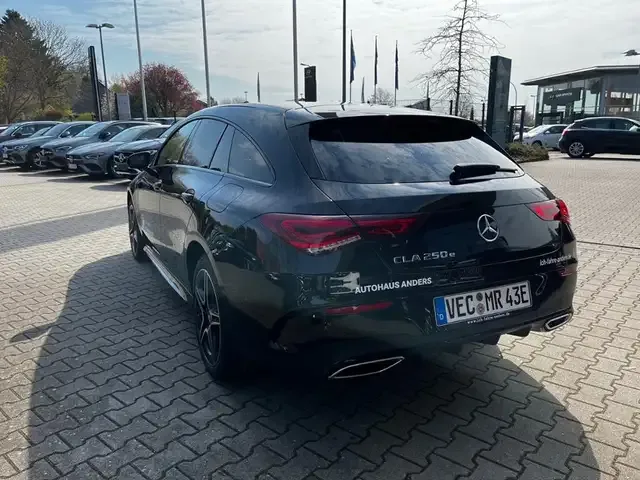 Mercedes-Benz CLA 250