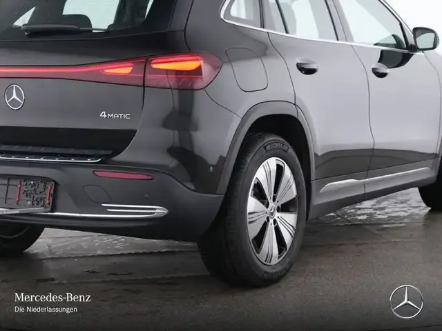 Mercedes-Benz EQA 300