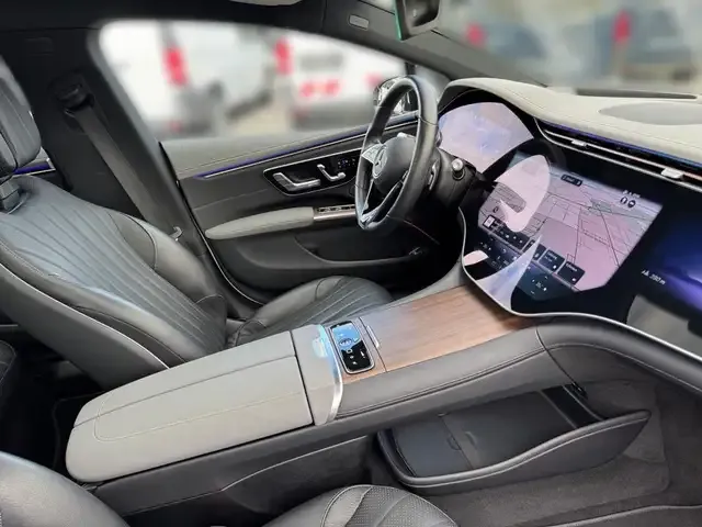 Mercedes-Benz EQS