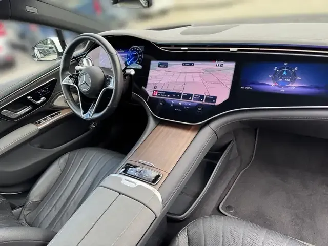 Mercedes-Benz EQS