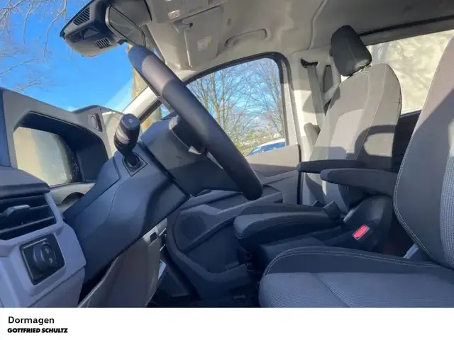 Volkswagen T7 Caravelle