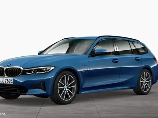 BMW 330