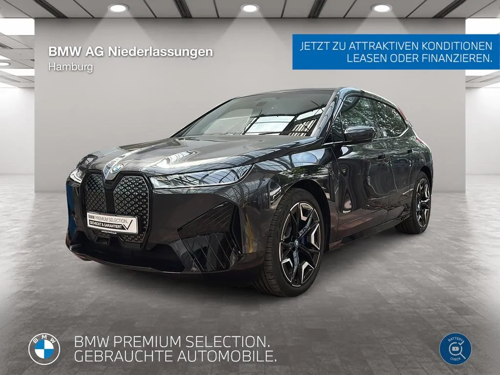 BMW iX