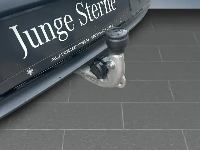 Mercedes-Benz EQA 300