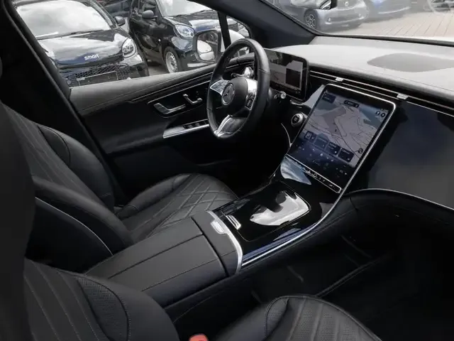 Mercedes-Benz EQE SUV