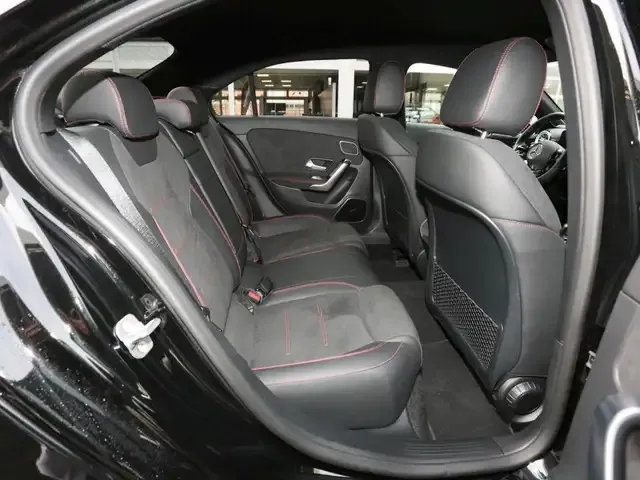 Mercedes-Benz A 35 AMG