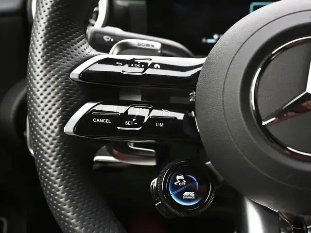 Mercedes-Benz A 35 AMG