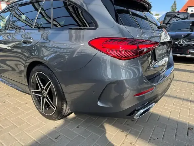 Mercedes-Benz C 180