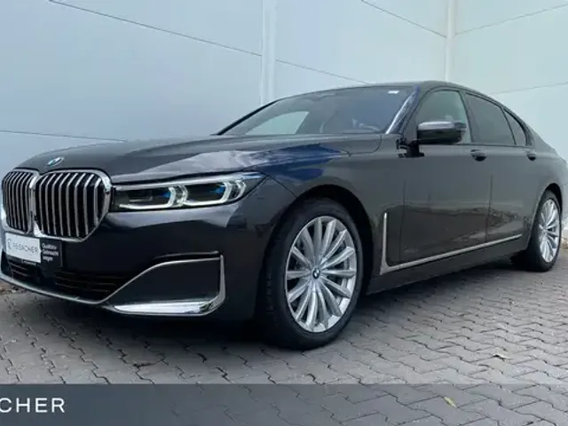 BMW 730
