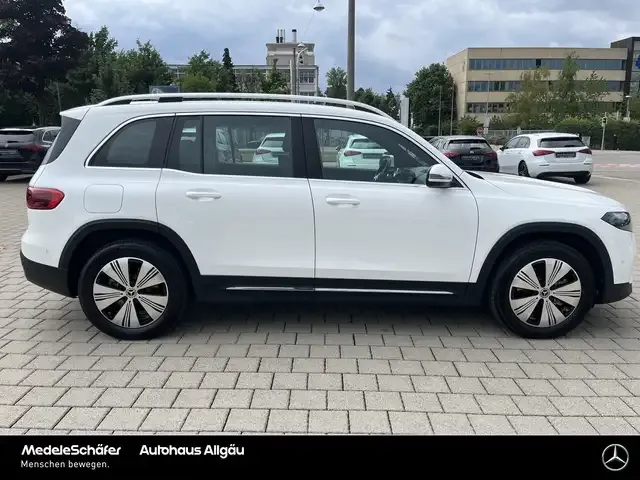 Mercedes-Benz EQB 300