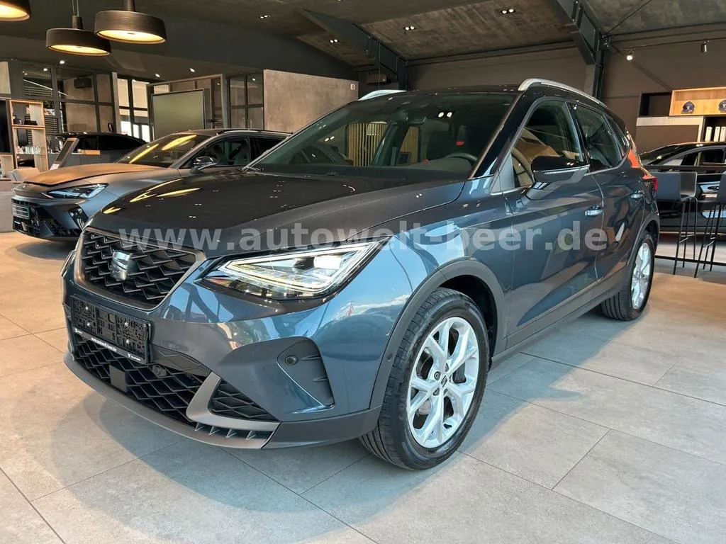 Seat Arona