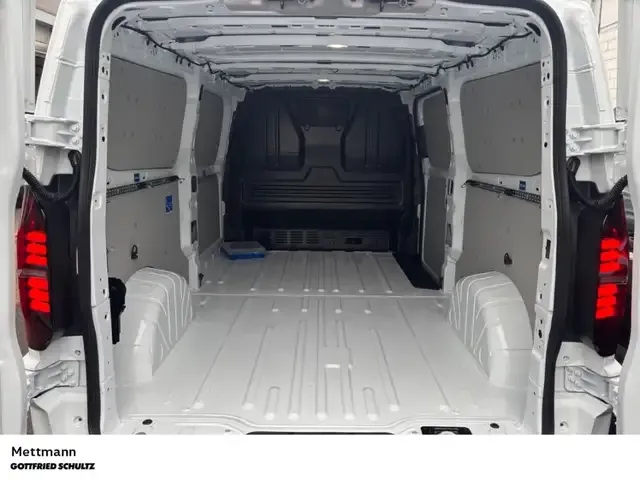 Volkswagen T7 Transporter