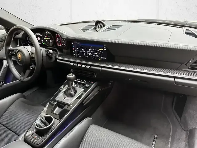 Porsche 992