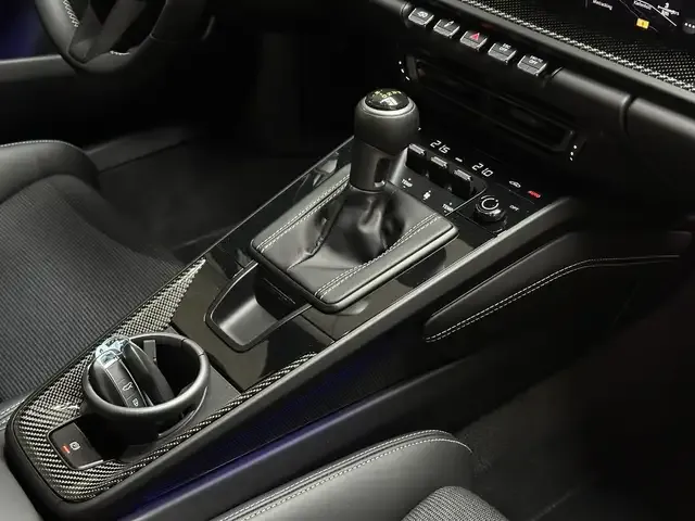 Porsche 992