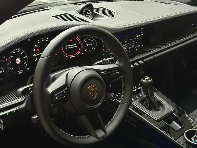 Porsche 992