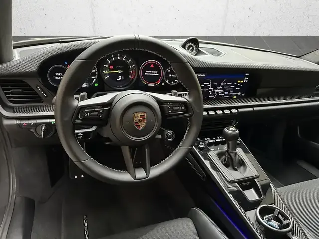 Porsche 992