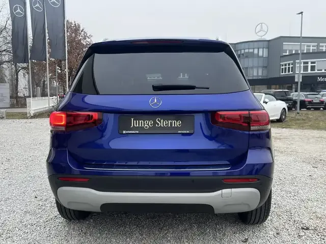 Mercedes-Benz GLB 200