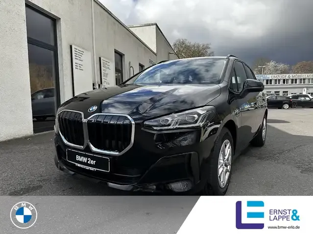 BMW 225