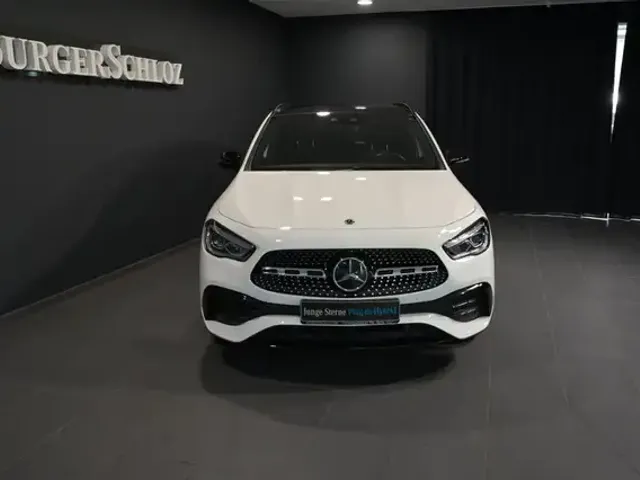 Mercedes-Benz GLA 250
