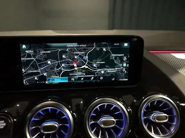 Mercedes-Benz GLA 250