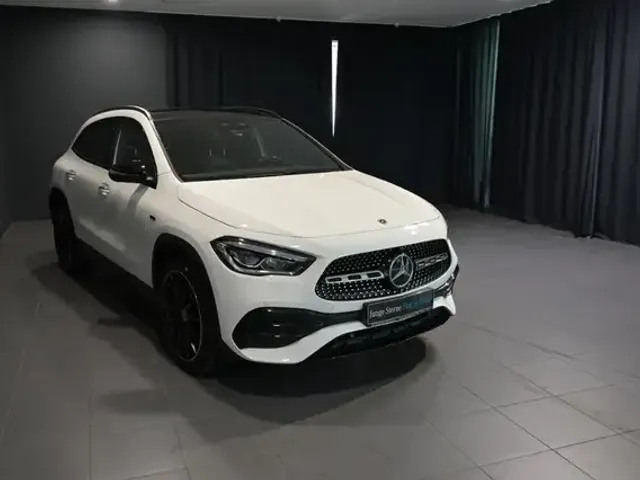 Mercedes-Benz GLA 250