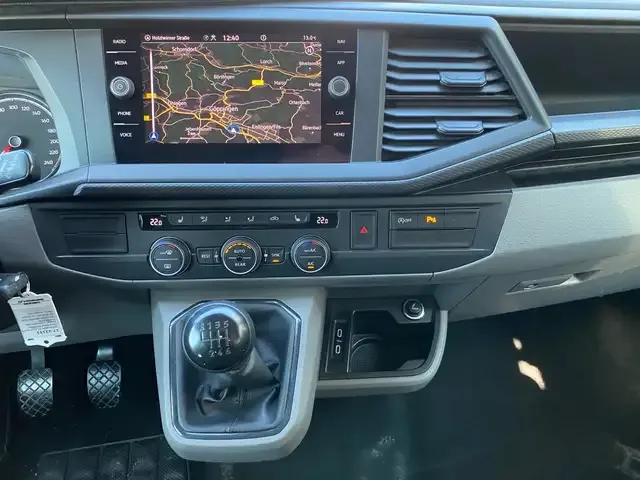 Volkswagen T6.1 Caravelle