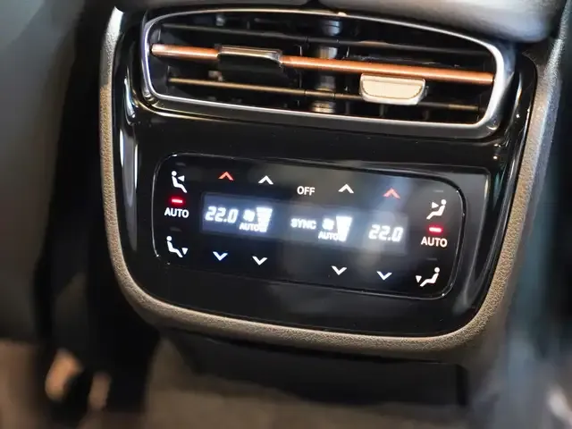 Mercedes-Benz EQE 300