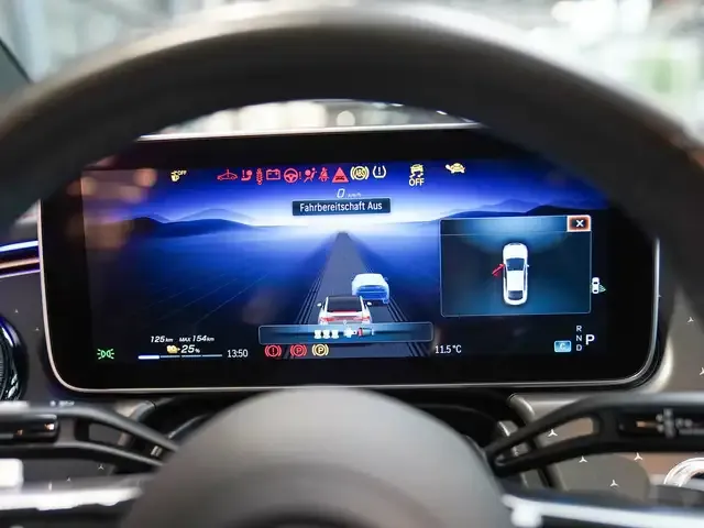 Mercedes-Benz EQE 300