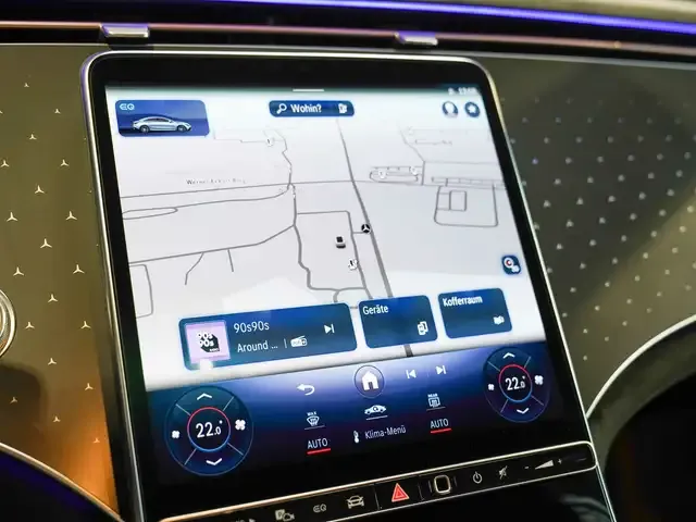 Mercedes-Benz EQE 300