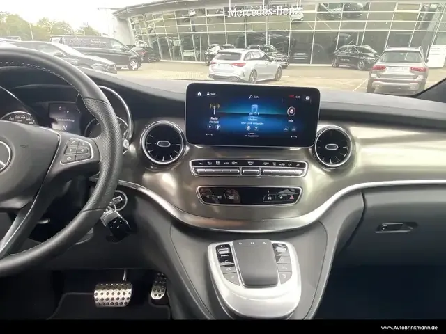 Mercedes-Benz V 300