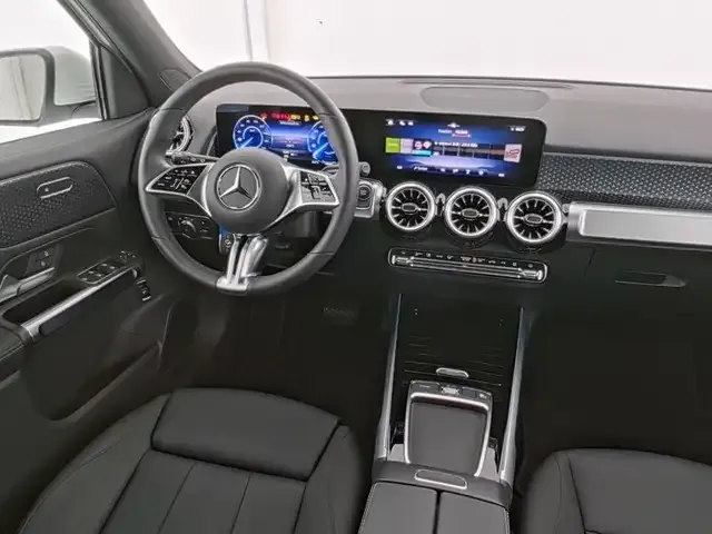 Mercedes-Benz EQB 300