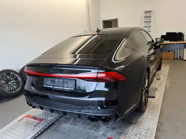 Audi S7