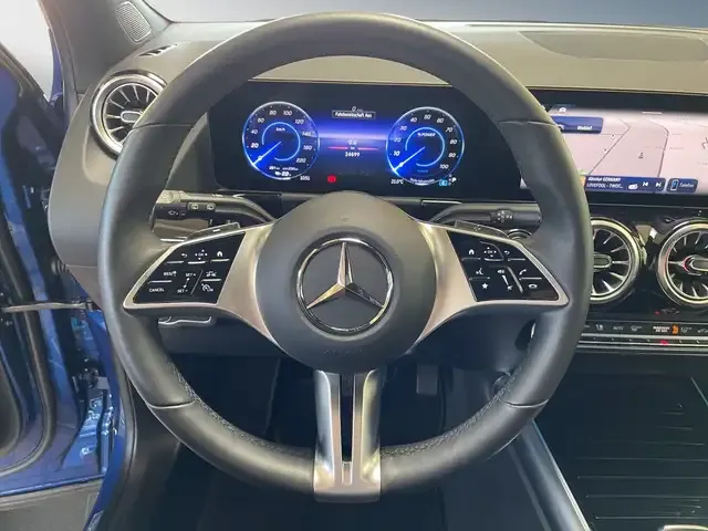 Mercedes-Benz EQA 300