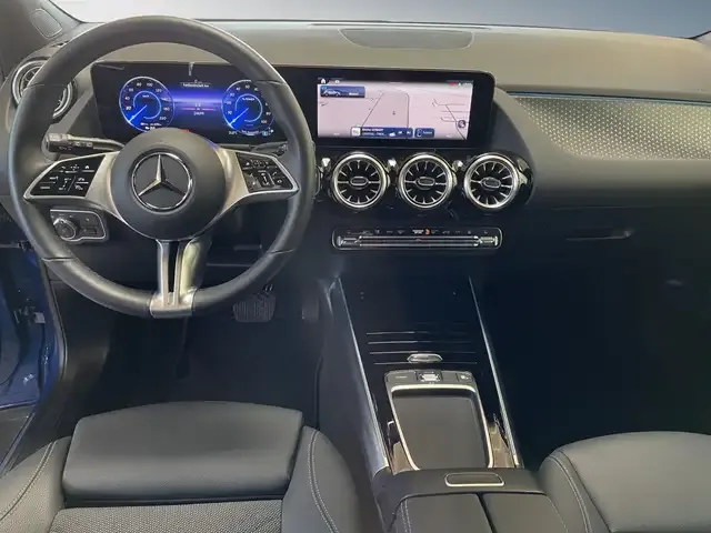 Mercedes-Benz EQA 300