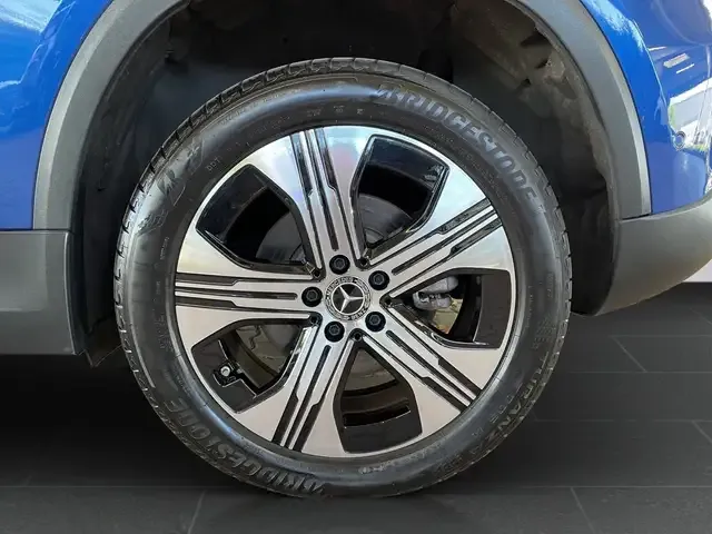 Mercedes-Benz EQA 300