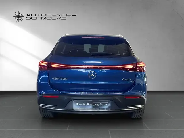 Mercedes-Benz EQA 300