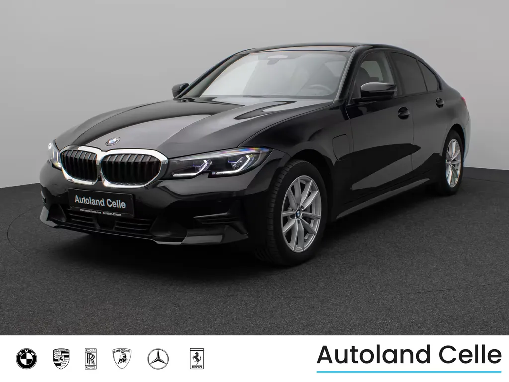 BMW 330