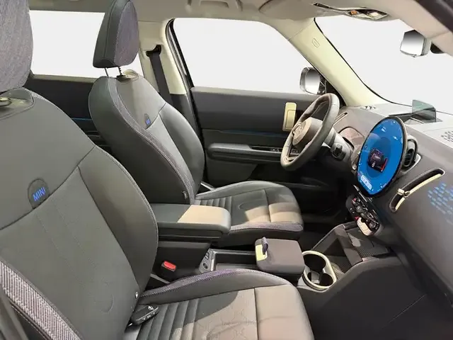 MINI Countryman C