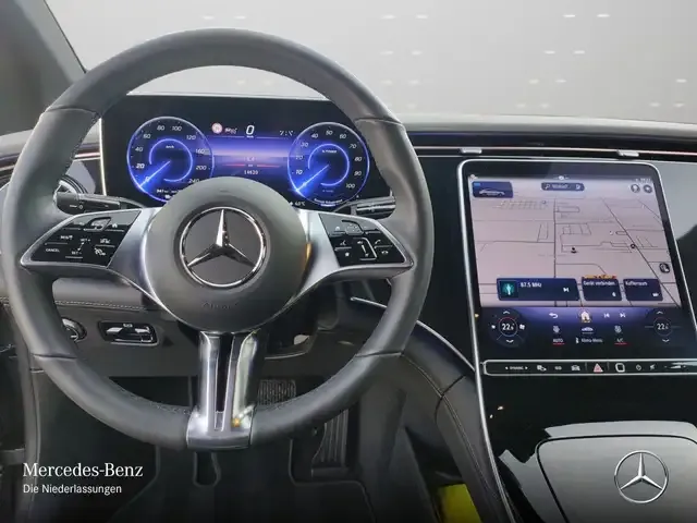 Mercedes-Benz EQE 300