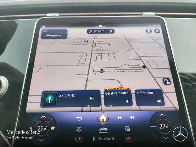 Mercedes-Benz EQE 300