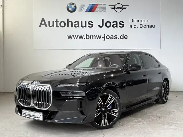 BMW 750