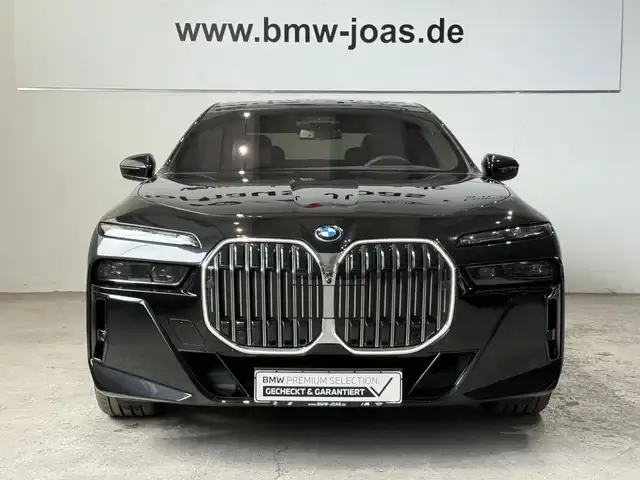 BMW 750