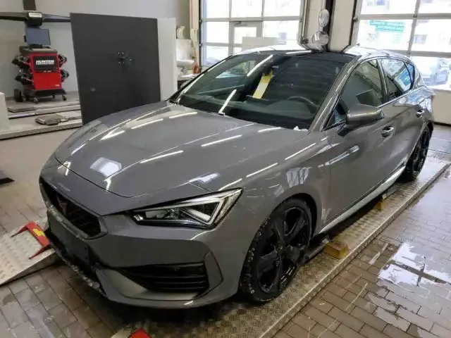 CUPRA Leon
