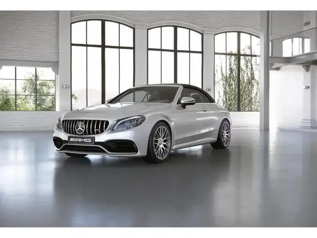 Mercedes-Benz C 63 AMG