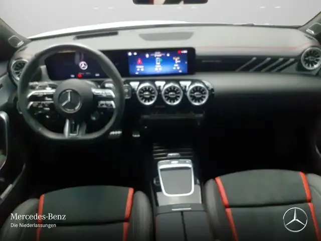 Mercedes-Benz CLA 45 AMG