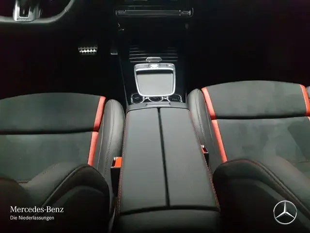 Mercedes-Benz CLA 45 AMG