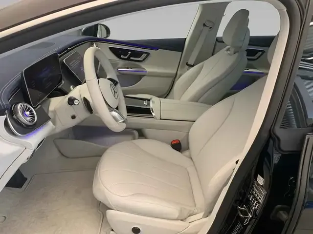 Mercedes-Benz EQE 300
