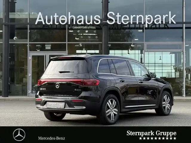 Mercedes-Benz EQB 300