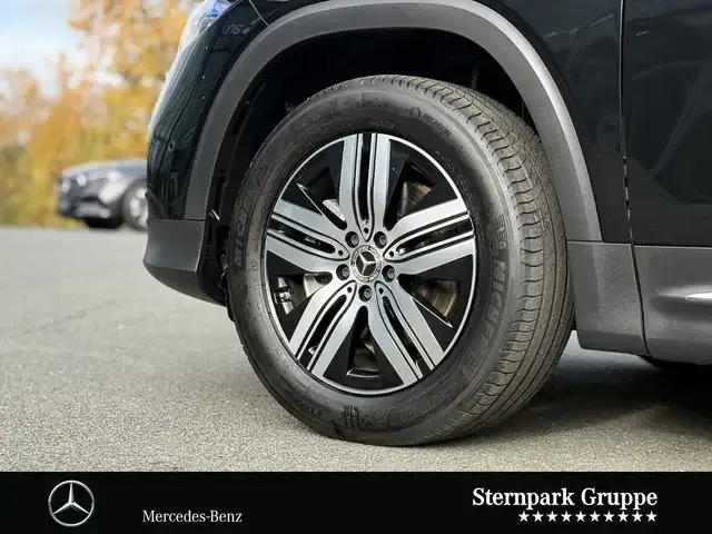 Mercedes-Benz EQB 300