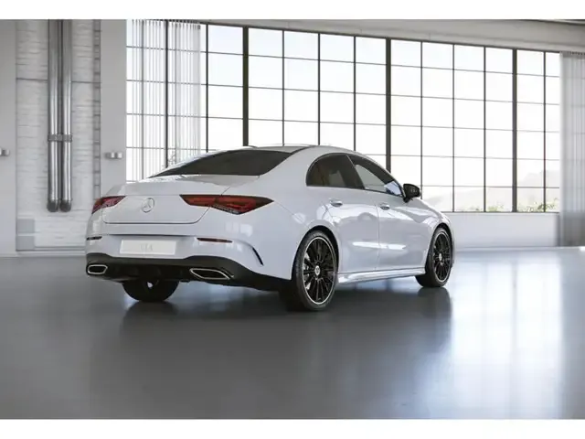 Mercedes-Benz CLA 220